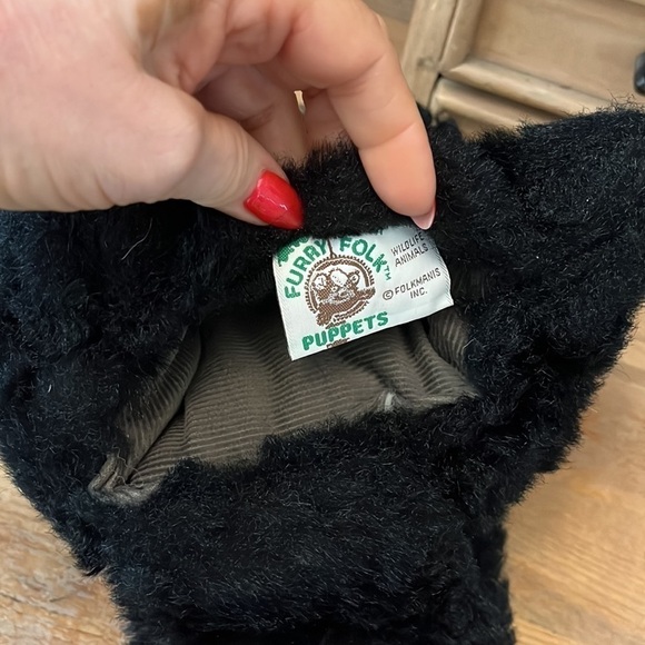 Folkmanis Furry Folks Skunk Puppet Plush Hand Teacher Preschool - Picture 6 of 7
